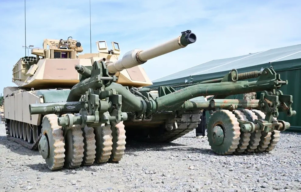 Vì sao Ukraine vẫn chưa đưa xe tăng Abrams hiện đại vào tham chiến?